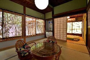 Nachikatsuura House | Top-Rated Temple Hotel Daitai-ji: Pet & Child Friendly Stay