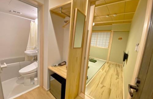 Gero Onsen Hotel | Discover Toraya: Modern Hotel with Family-Friendly Amenities