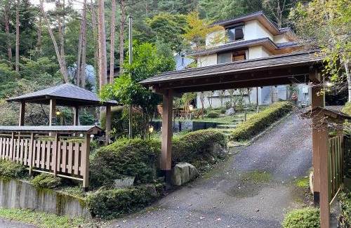 Oishi Bed & Breakfast | Scenic Views at Premium Villa Borealis with BBQ Facilities