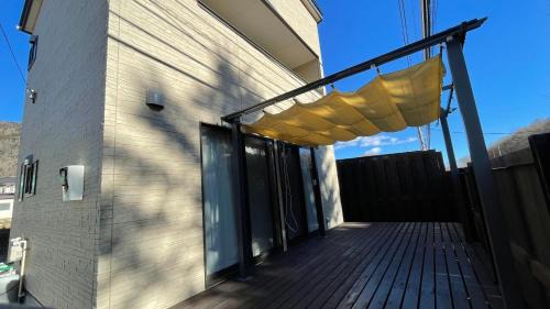 Narusawa House | Family-Friendly Retreat at 富士山下Cottage-A with 9.1 Rating
