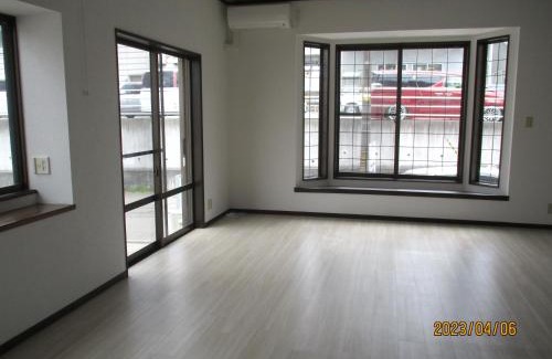 Toyama Hotel | Conveniently Located Whole House Rental - Korare Akae-tei
