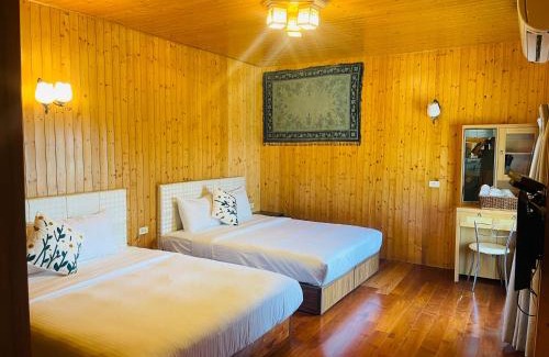 Hengchun Villa | Tranquil Villa with Pool, Kitchen & Ocean View for 14 Guests