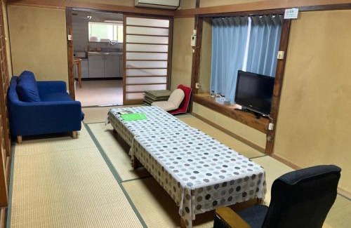 Mine Apartment | Family-Friendly Terada Ryokan: Perfect for Up To 12 Guests