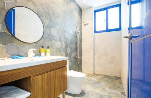 Xiaoliuqiu Bed & Breakfast | Relaxing Oceanfront Retreat at Lu Jing B&B with Spa Access