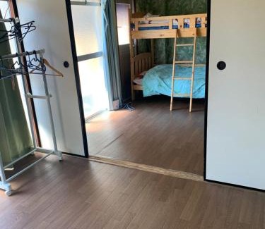 Kurosaki Apartment | Family-Friendly Stay at 山下ビル５０２ in the Heart of Town