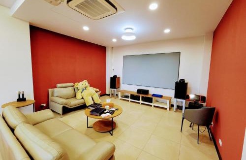 Fuxing District House | Top-Rated San Shuei Kiwi Homestay with Family-Friendly Perks