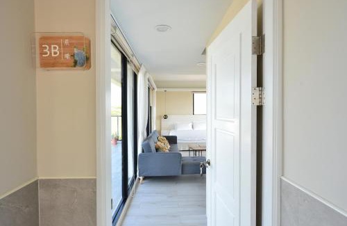 Magong House | Oceanfront Retreat: Inviting Ocean View Room Awaits You