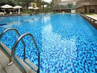 Baiyun Hotel | Relax at Yunkai Hotel: 5-Star Oceanfront Retreat