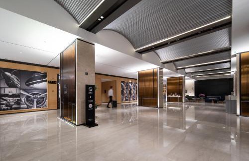 Huadu Hotel | Convenient 4-Star Stay at Guangzhou Baiyun Airport COCO Hotel