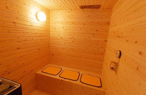 Higashiyodogawa House | Experience Tranquil Stays at Niwanoyado Residence Inn