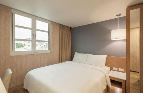 Tainan City Centre Hotel | Discover Kindness Hotel Near Tainan Chihkan Tower