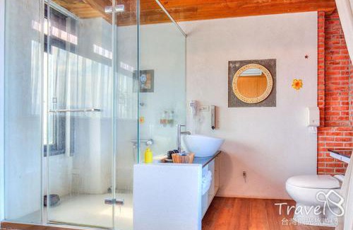 Dongshan House | Relax at the Architect-Designed Hot Springs Retreat
