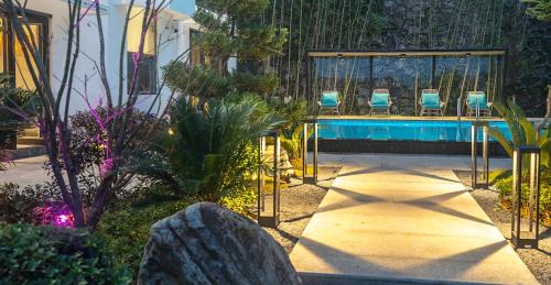 Yongding Bed & Breakfast | Discover Zhangjiajie Relyanxin Qishu Boutique Homestay