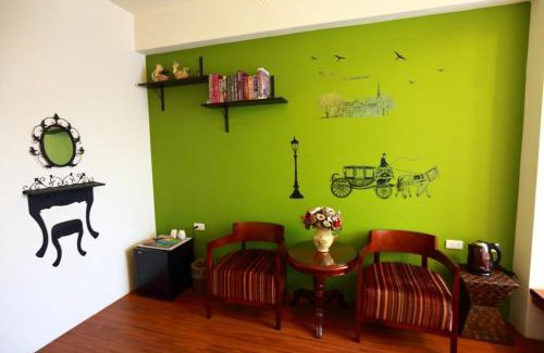 Puli House | Relaxing Retreat at Shadow of Light B&B with Hot Tub