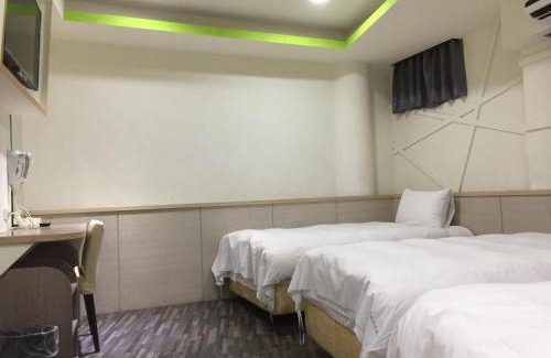 Douliou Hotel | Modern Style Hotel - Family-Friendly Retreat Awaits You