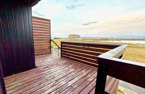 Higashi-ku Apartment | Oceanfront Getaway at 志賀島のお宿 for Families