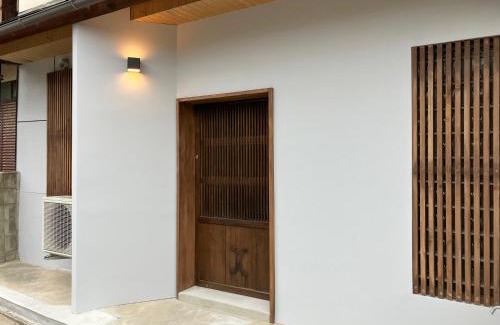 Higashi-ku Apartment | Oceanfront Getaway at 志賀島のお宿 for Families
