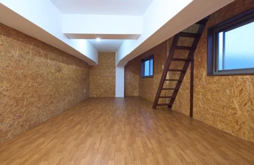 Ebisu Villa | Discover Relaxation at 恵比寿四丁目 with Hot Tub Access