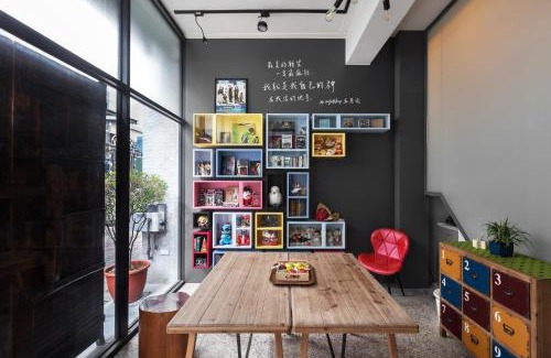 Tainan City Centre Apartment | Guest Rated 9/10 at 愛藝宿Art Space - Pet Friendly Retreat