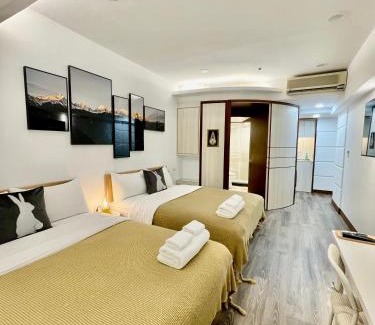 Zhongzheng Apartment | Discover Urban Abode DUGU: Family-Friendly Retreat