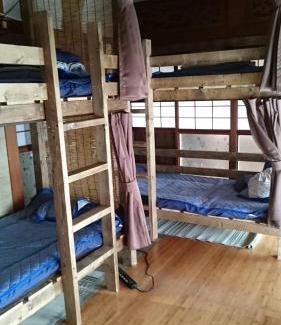 Akaogi House | Ideal Oceanfront Stay at 手広beachbackpackers with Breakfast