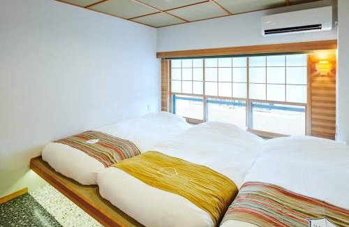 Honmachi Apartment | Experience Tranquility at 折り鶴の間 402 - Family-Friendly Stay
