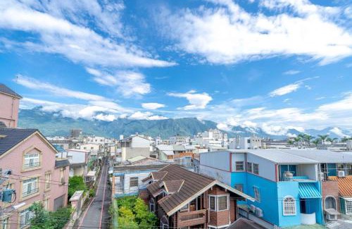 Hualien City Centre Villa | Cozy Retreat: 放慢民宿 for Groups, Pet & Child Friendly