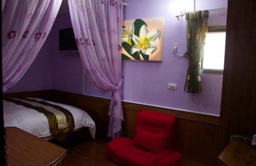 Big Beach House | Welcoming Wen-Feng House B&B - Child-Friendly Retreat