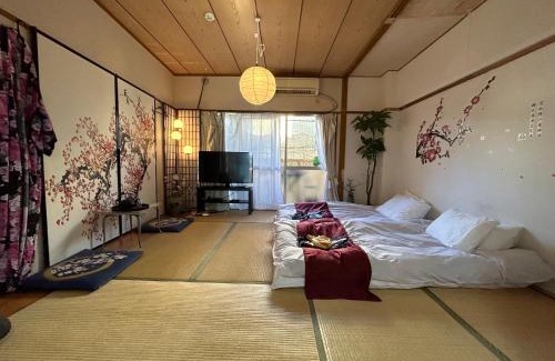 Okubo Apartment | Explore Japan at 新宿新大久保駅日本和の宿 - Family & Pet Friendly