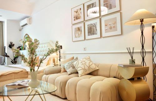 Songjiang Apartment | 新美宿近地铁 巨幕投影 松江大学城商圈正核心 全新高端装修 适合2人入住 无线网络