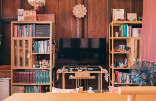 Jinning House | Guest Rated 9.5: Shin Long Tou B&B with Breakfast & Kitchen