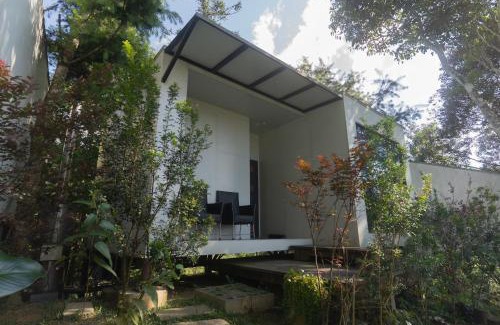 Puli House | Discover Funyuan Village: 4-Star Stay with Hot Tub & Breakfast