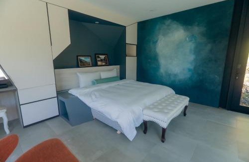 Puli House | Discover Funyuan Village: 4-Star Stay with Hot Tub & Breakfast