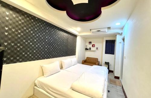 Xitun District House | Explore Fun at 逢甲Mickey House: Family-Friendly Stay