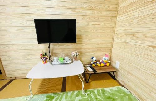 Tonosho House | Discover Comfort at 旅馆yo ko with Hot Tub & Breakfast