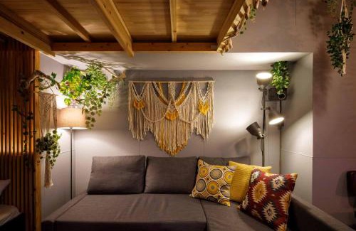 Hyuga House | Explore 日向サーフキャンプ110 - Family-Friendly Surf Retreat
