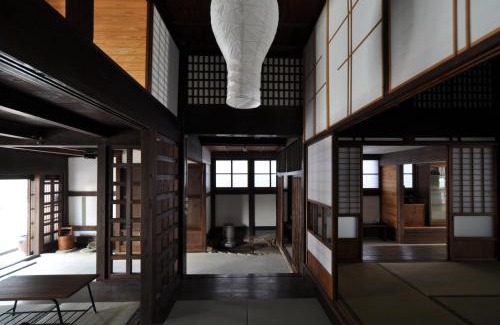 Hyuga House | Child-Friendly Retreat at Hyuga Mimitsu Inn - Book Now!