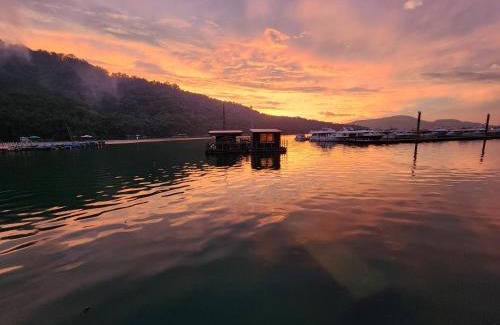 Yuchi House | Family-Friendly Lakefront Retreat at 日月潭全家湖畔民宿