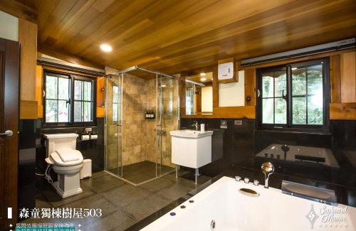 Yuchi Bed & Breakfast | Explore 日月潭森堡萊夫莊園: Family-Friendly Retreat