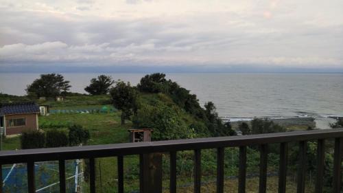 Itoigawa House | Scenic 日本海 能生の宿 見晴らし亭: Family-Friendly Retreat