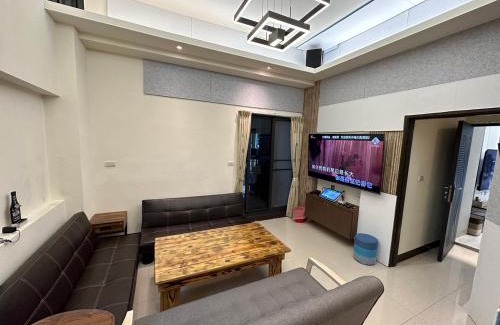 Hengchun House | Family-Friendly Retreat with BBQ, Pool & KTV Fun