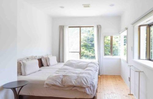 Izunokuni Apartment | Discover Comfort at 暮らしを創る家soco Guesthouse