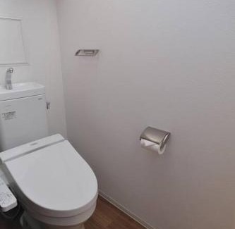 Marunouchi Apartment | Relax in Our Cozy Suite with Wheelchair Access & Child Care