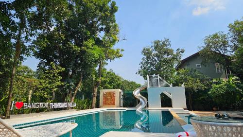 Suan Luang Villa | Spacious Villa in Bangkok with Pool & Prime Sukhumvit Location