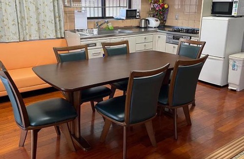 Tsuboya Apartment | Spacious 2-Bedroom Retreat Near Kokusai Street & Makishi
