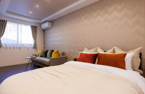 Biimata House | 最大15名宿泊可 許田ICから車で15分 広々リビングの北部観光におすすめの施設 VILLA de MUI nago