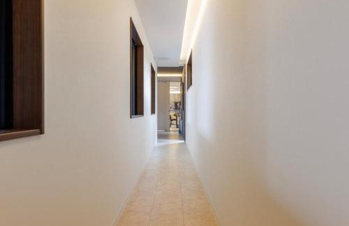Biimata House | 最大15名宿泊可 許田ICから車で15分 広々リビングの北部観光におすすめの施設 VILLA de MUI nago
