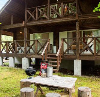 Tsumagoi House | Discover 月の街60号北軽井沢: Pet-Friendly Retreat