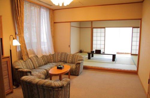 Kita Ward Hotel | Discover Arima Zuiboen: Guest Rated 8.9/10 Experience