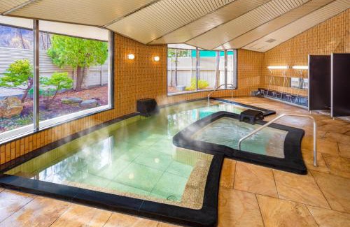 Otaru Hotel | Serene Morning at 朝里川温泉ホテル - Spa & Family Friendly